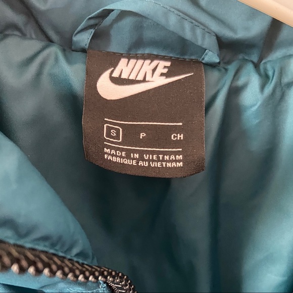 NIKE SPORTSWEAR SYNTHETIC FILL PUFFER JACKET - Picture 5 of 6
